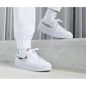 Nike Blazer Low Metallic White Mint Platform Sneakers, Women’s Size 7.5